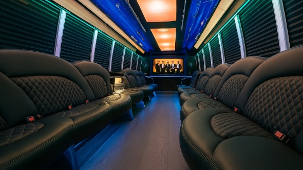cedar rapids 28 passenger party bus rental